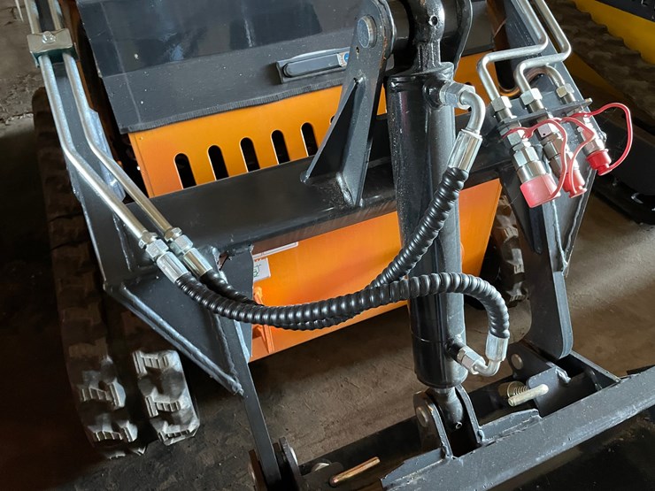 #9735-•-land-honor-mini-skid-steer-loader-image-52