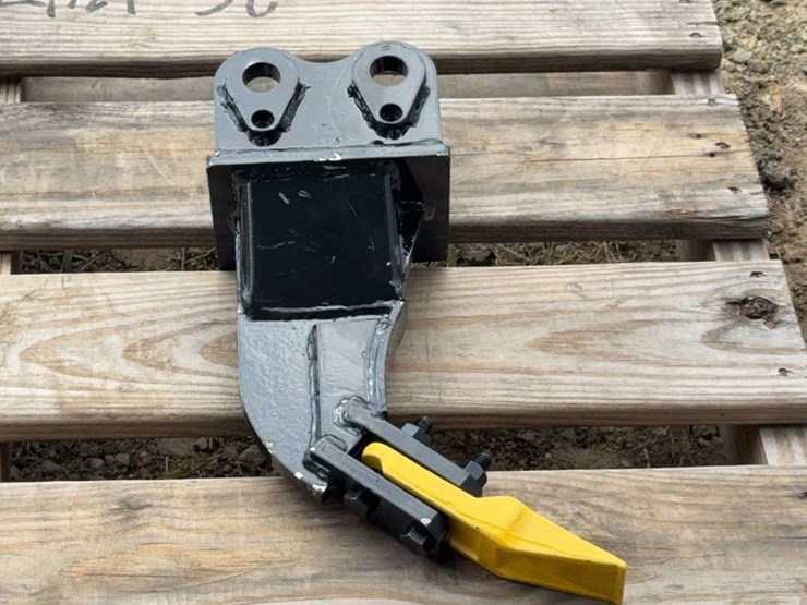 mini-excavator-ripper-tooth-attachment-image-1