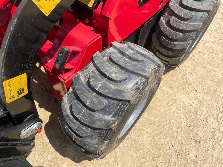 #416-•-new-ht360-mini-wheel-skid-steer-image-29