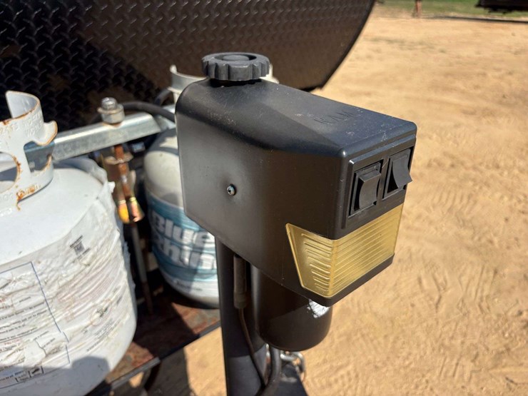 2018-sportsmen-le-32'-bumper-pull-camper-image-11