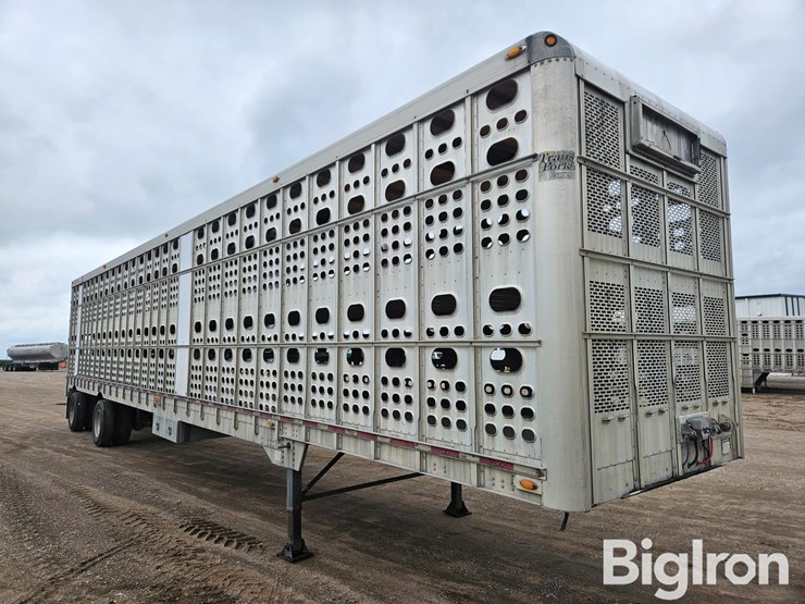 2012-eby-livestock-trailer-image-3