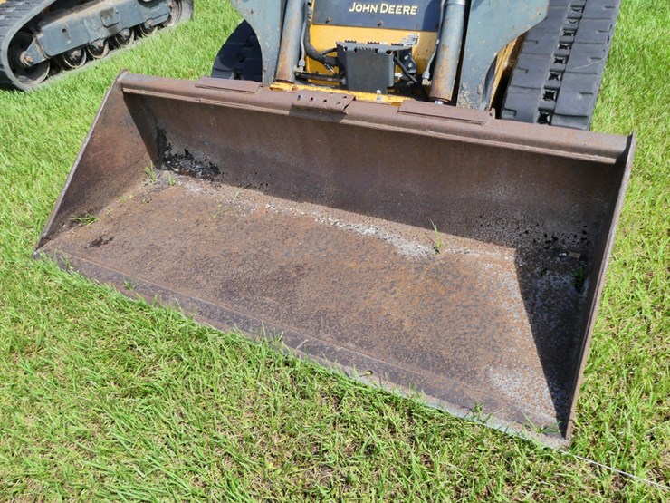 deere-317g-image-11