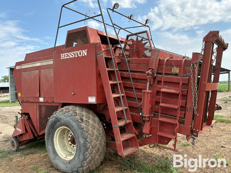 hesston-4800-image-7