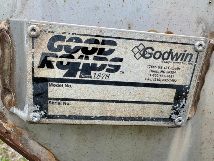 2018-godwin-v-box-slide-in-hydraulic-salt-spreader-image-8