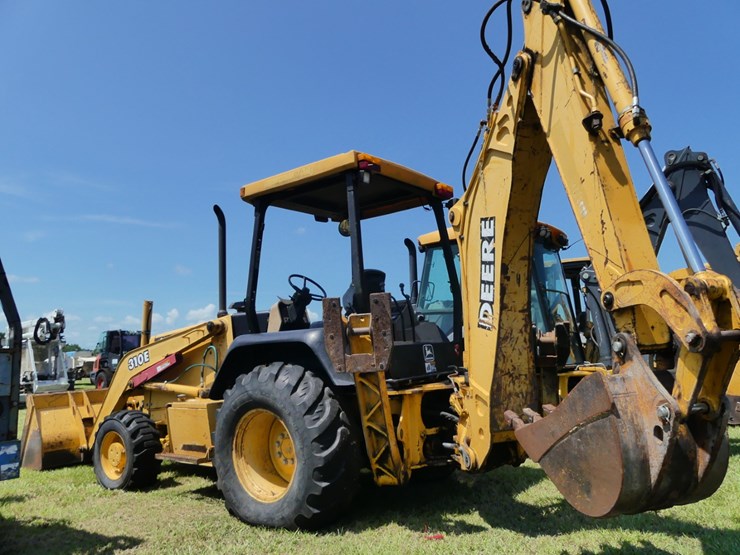 deere-310e-image-4