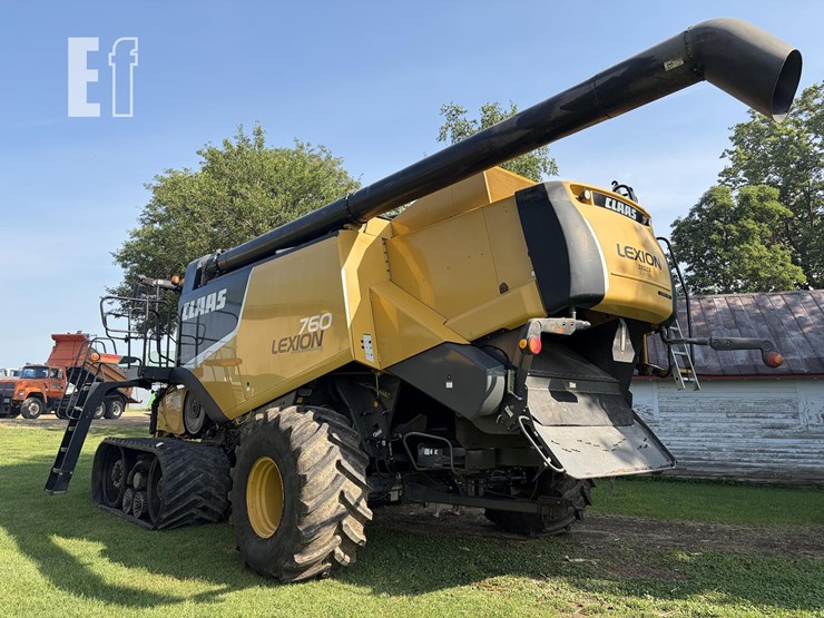 2011-claas-lexion-760-image-3