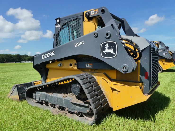 deere-331g-image-4