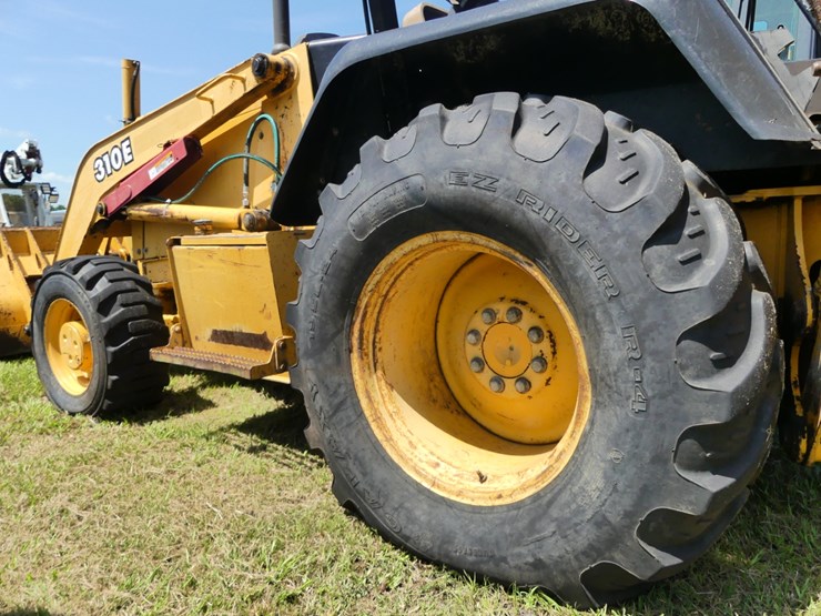 deere-310e-image-10