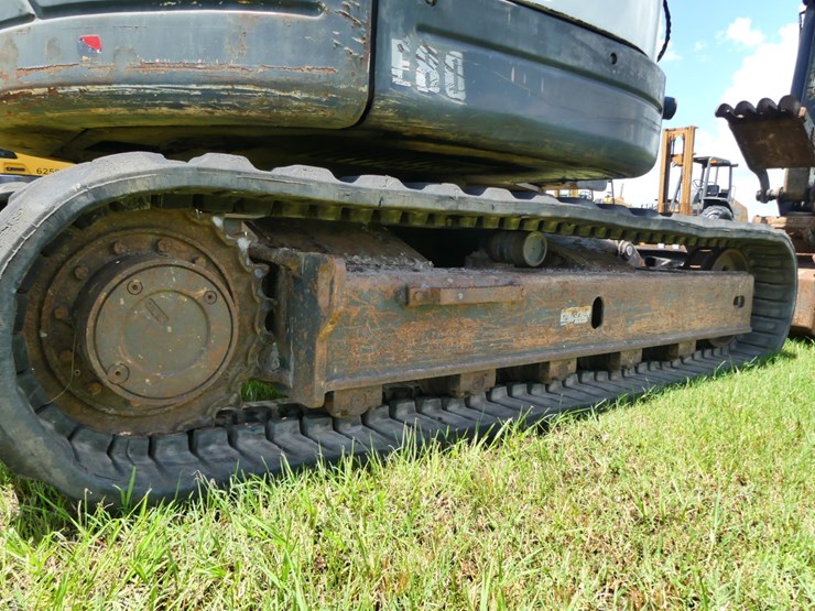 2011-bobcat-e80-image-6