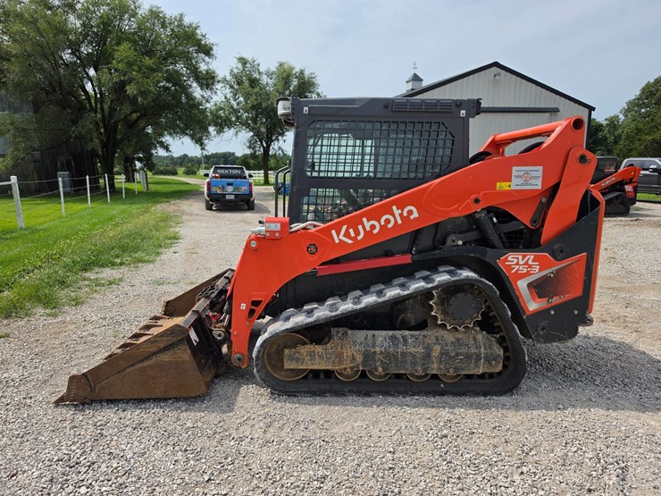2024-kubota-svl75-3-image-2