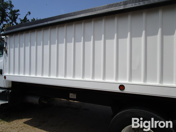 1997-freightliner-fl80-image-11