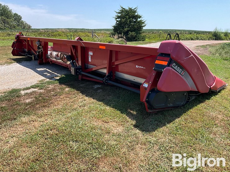 2010-case-ih-3412-image-5