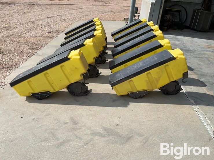 john-deere-3-bushel-poly-seed-boxes-image-8