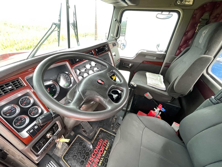 2006-kenworth-t800-image-73