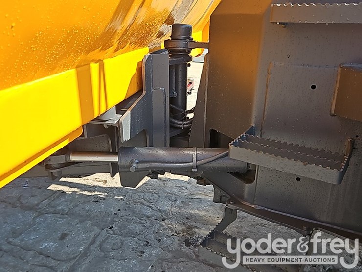 2014-terex-ta9-image-16