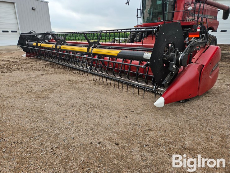 2012-case-ih-3020-image-1