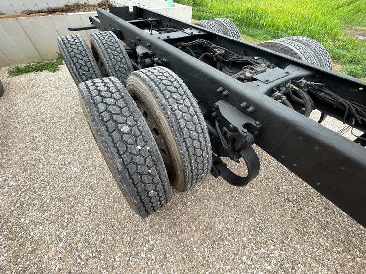 2006-kenworth-t800-image-46