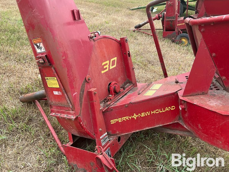 new-holland-30-image-9