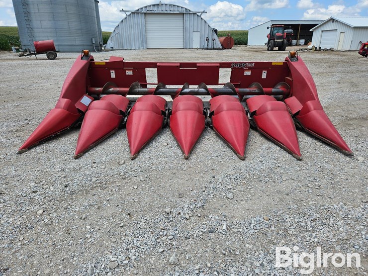 2011-case-ih-3406-image-2