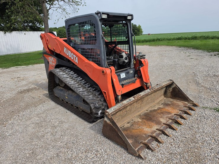 2018-kubota-svl95-2s-image-7