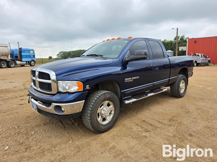 2005-dodge-ram-3500-image-1