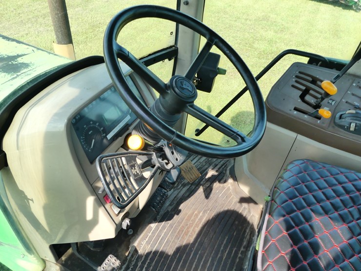 john-deere-6715-image-15