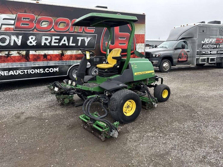 john-deere-8700-image-1