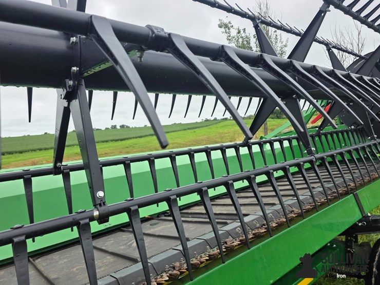 2021-john-deere-rd45f-hydraflex-draper-head-image-12
