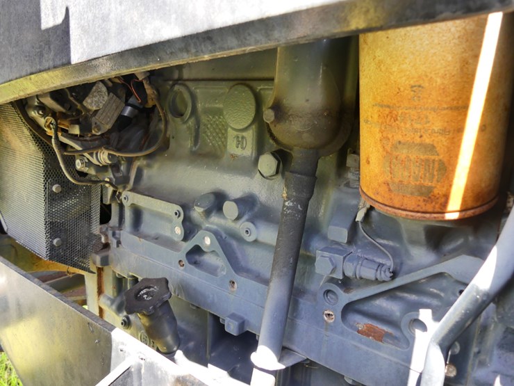 new-holland-4835-image-16