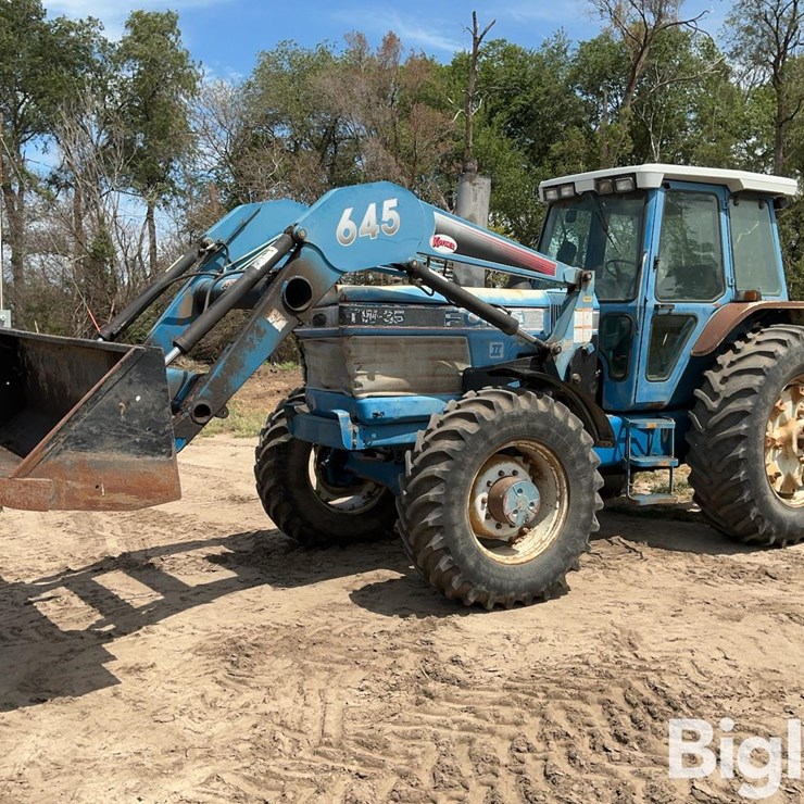 1988 FORD TRACTOR