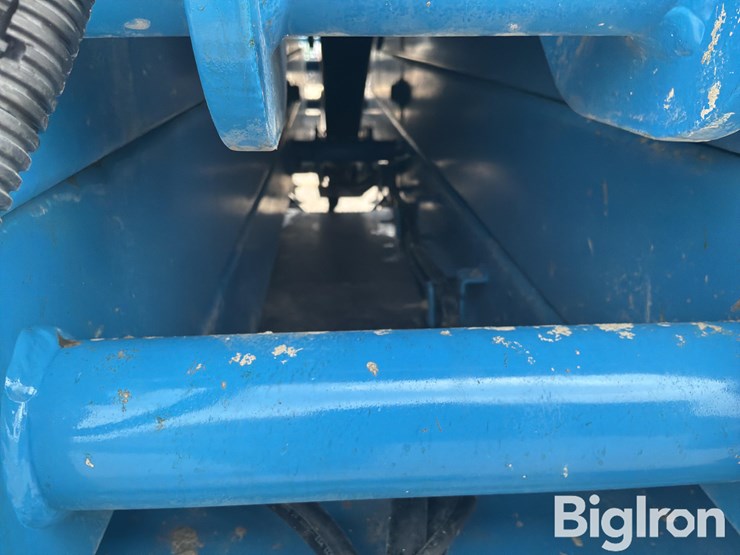 2016-massey-ferguson-730-image-17