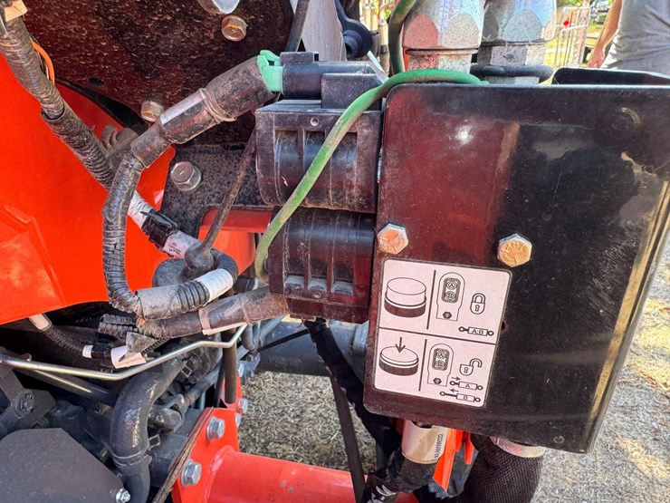 kubota-l2502hst-image-37