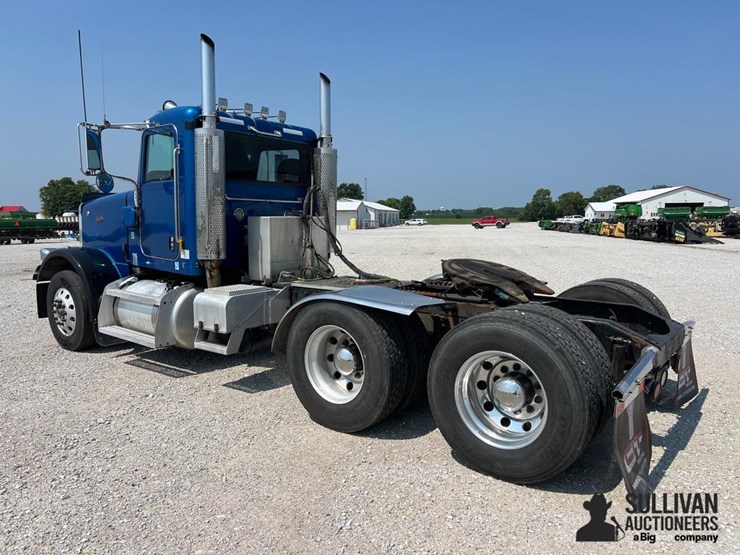 2007-peterbilt-378-image-7