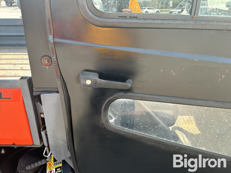 2015-kubota-rtv-x900-image-17