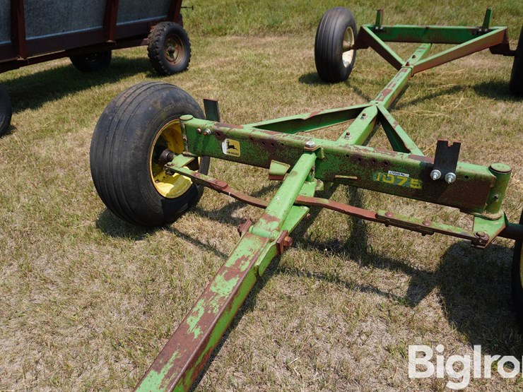 john-deere-1075-image-9