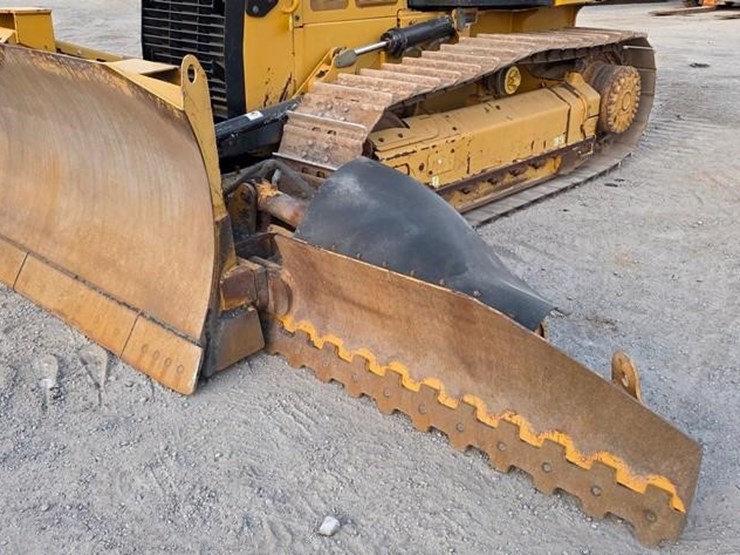 2017-caterpillar-d5k2-xl-image-6