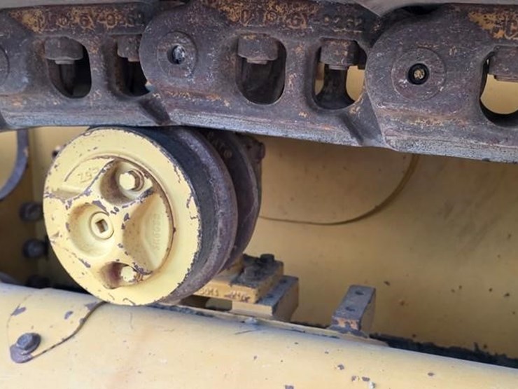 2017-caterpillar-d5k2-xl-image-23