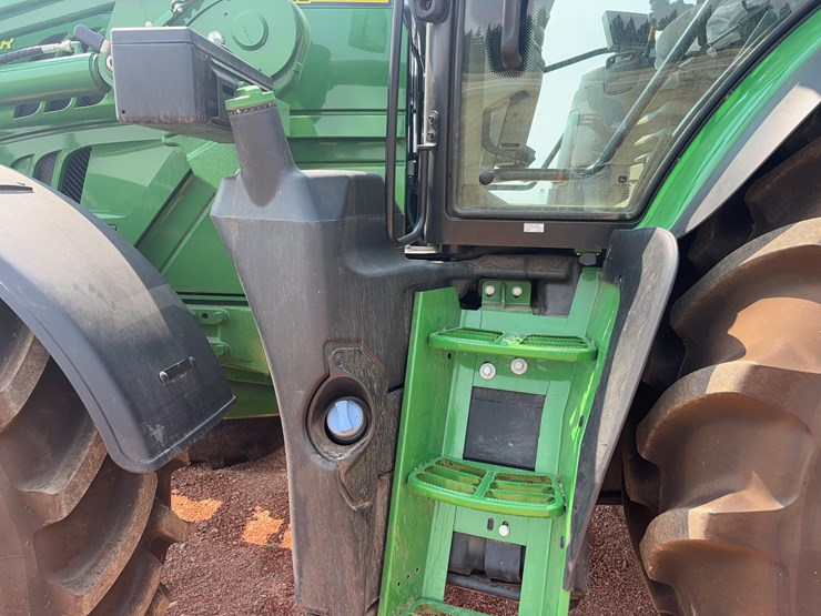 2020-john-deere-6155r-image-36
