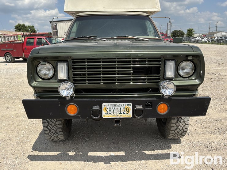 1974-dodge-w200-image-12