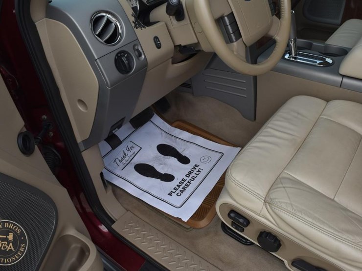 2004-ford-f150-lariat-image-36