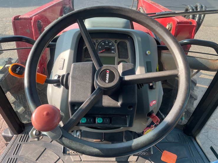 2019-case-ih-farmall-75a-image-63