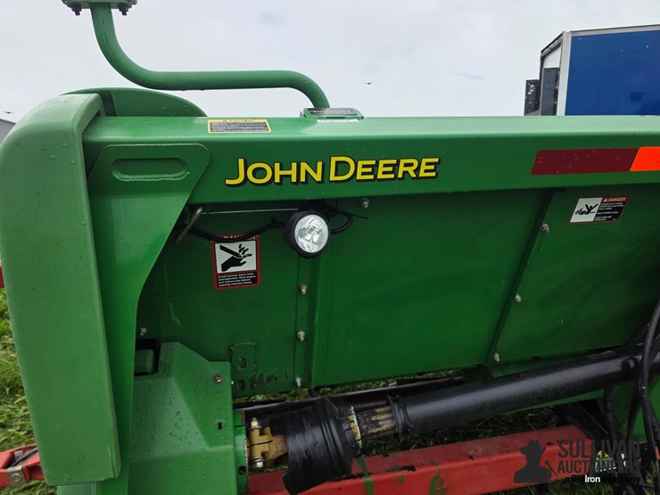 2012-john-deere-608c-image-15