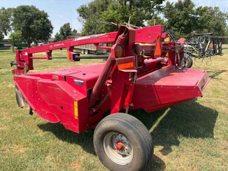 massey-ferguson-1372-image-2