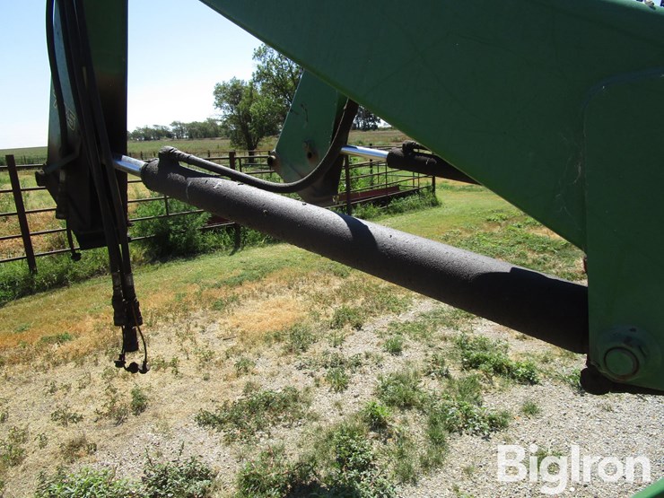 john-deere-725-image-17