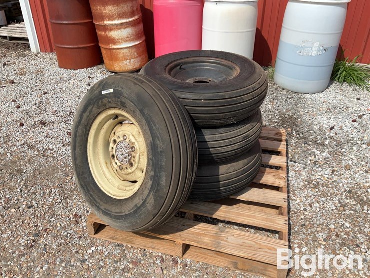 9.5l-15sl-implement-tires-&-rims-image-1