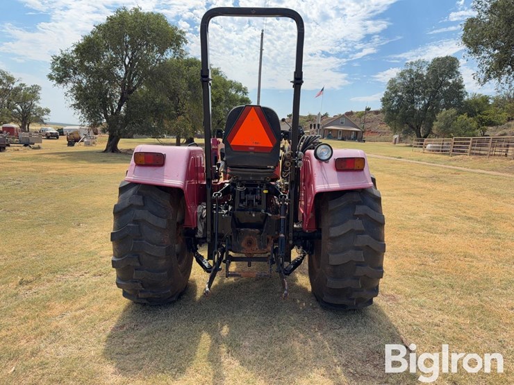 2015-mahindra-4540-image-6