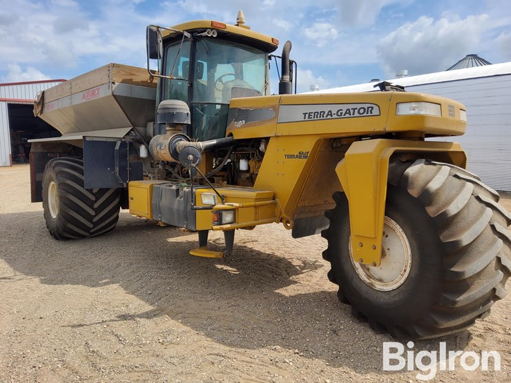 john-deere-6081-image-3