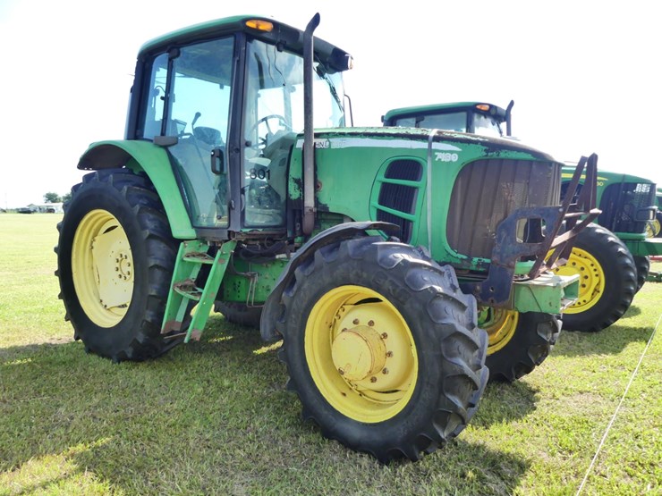 john-deere-7130-image-2