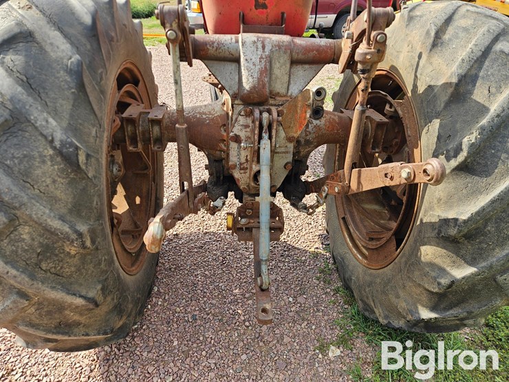 1959-massey-ferguson-85-image-17