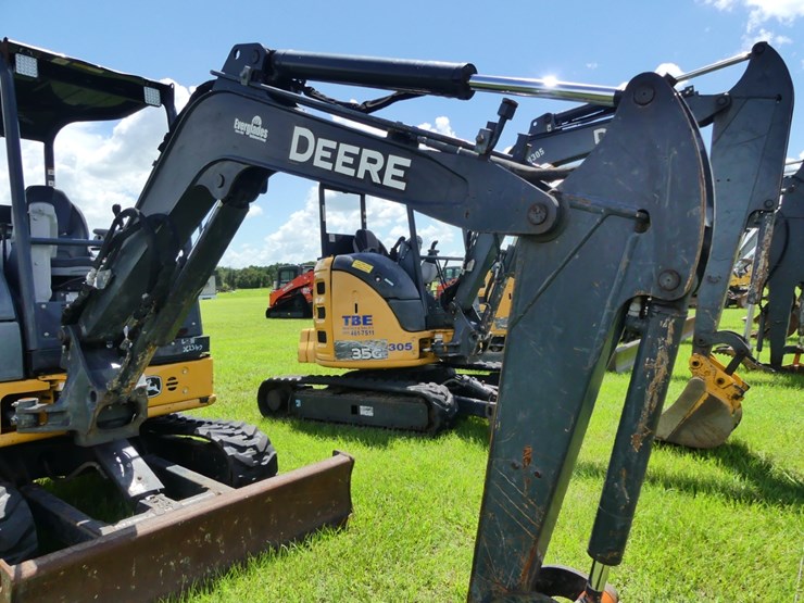 deere-30g-image-10